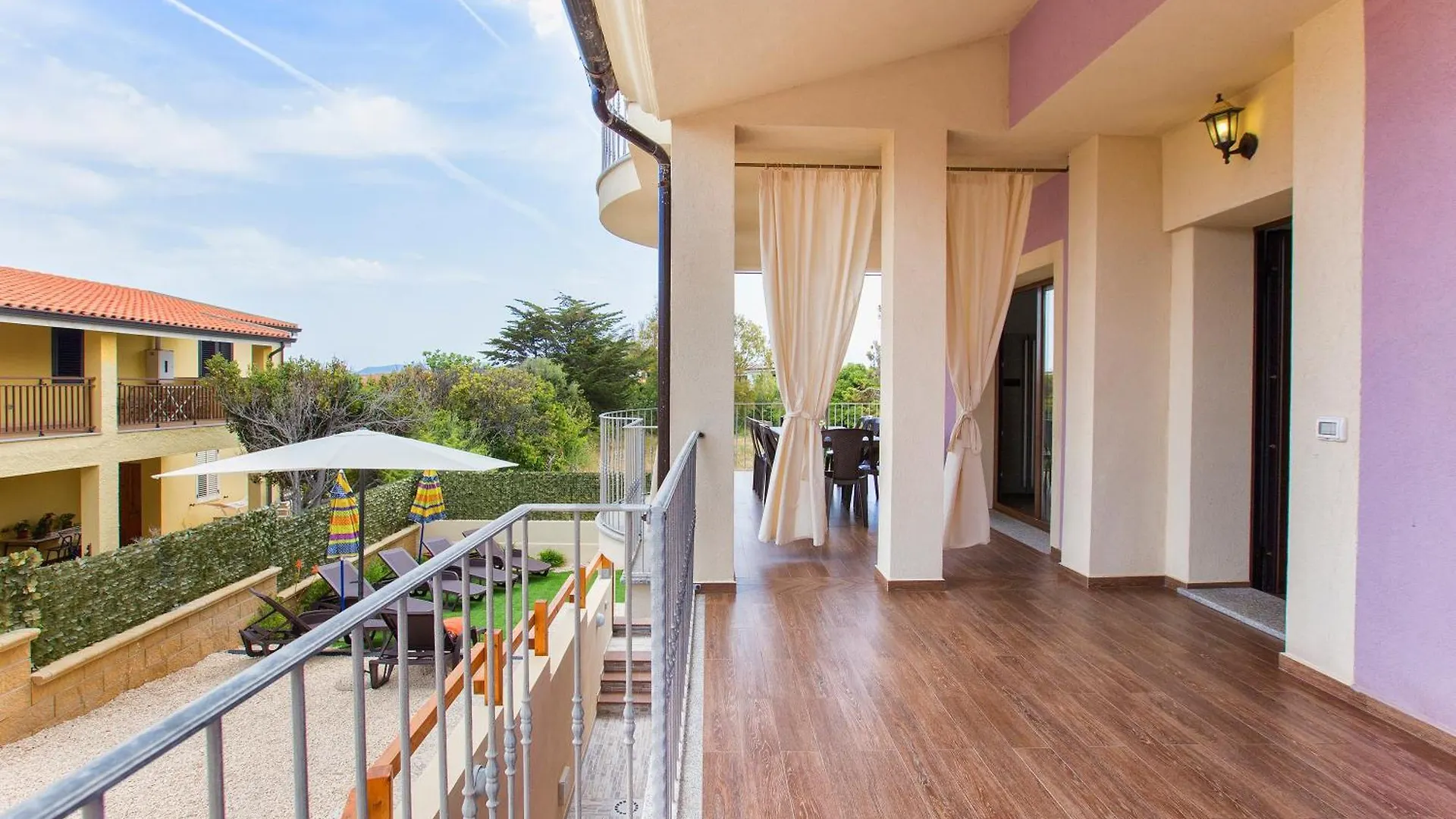 Valledoria Grande Villa Con Piscina Per 10 Persone A 500M Dalla Spiaggia